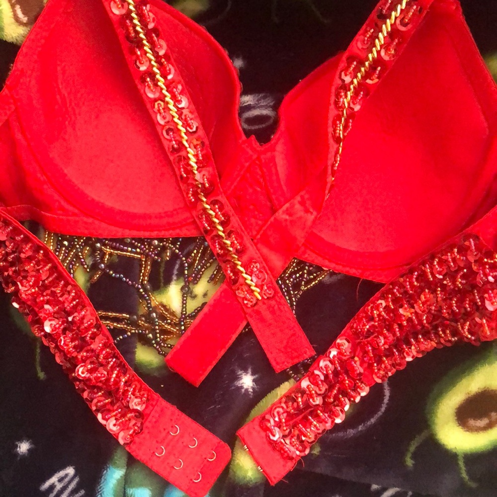 Gently worn custom made showgirl/carnival costume - Picture 4 of 14